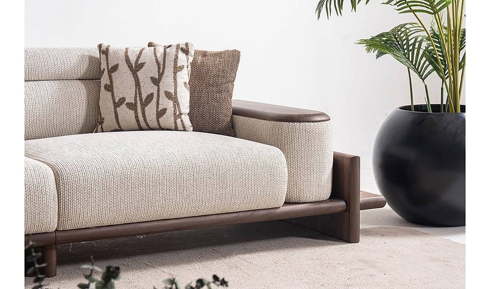 Luxe Alya 5-zits bank – crème met houten armleuningen