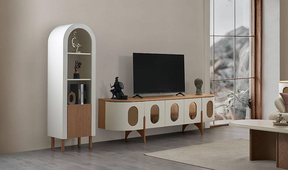 Luxe klassiek tv-meubel met rijk houtsnijwerk