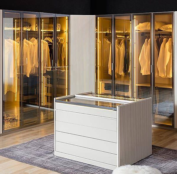Luxe Suare Dressing — Premium garderobe op maat