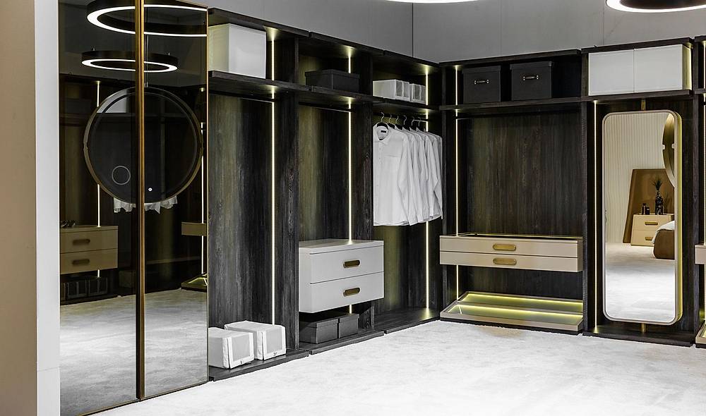 Mavera Kleedkamer – Luxe garderobe-oplossing