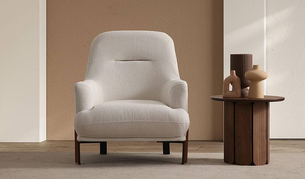 Nesta Luxe Fauteuil met Houten Poten — Scandinavisch Design